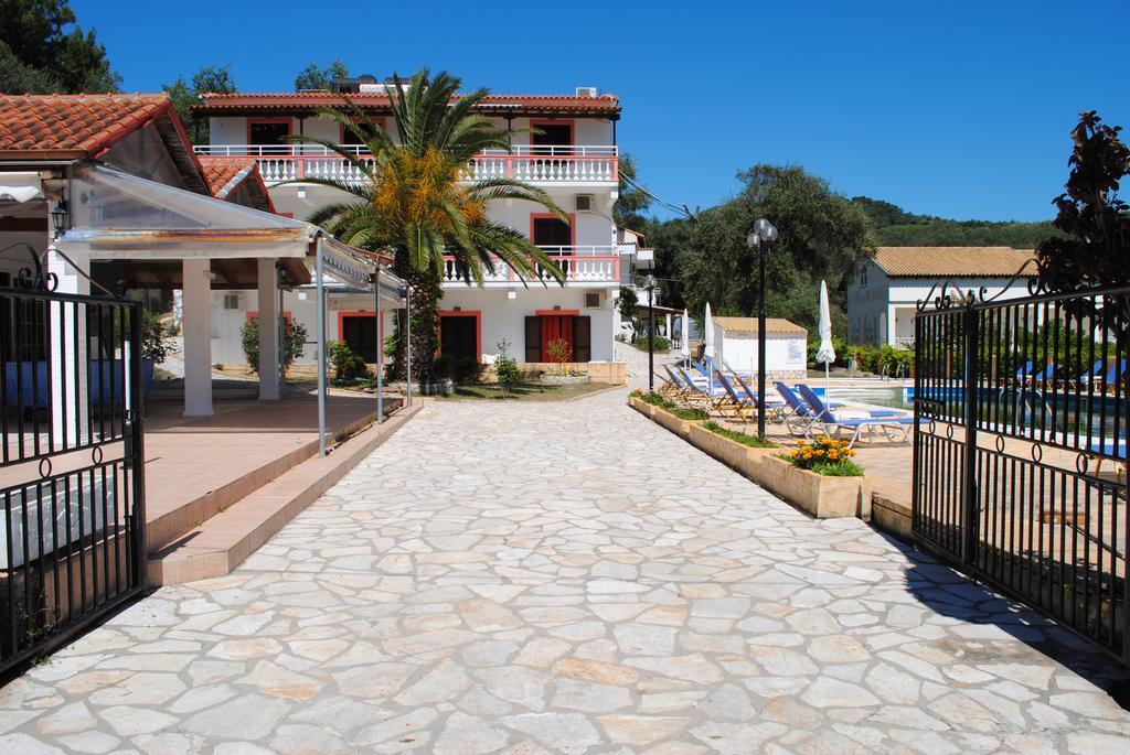 Hotel Olga 에이지오스스테파노스 외부 사진